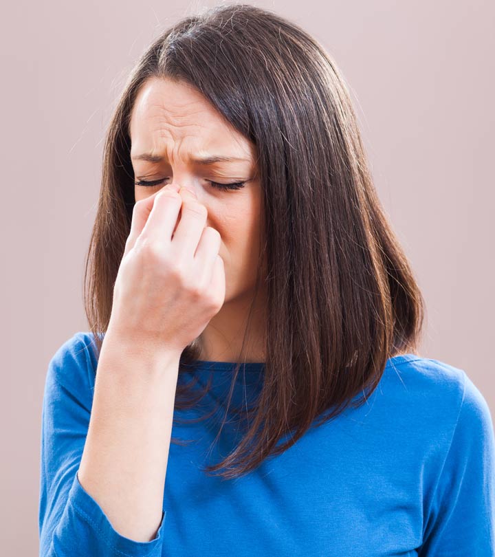 Women Suffering From Sinus And Nasal Congestion Using Eucalyptus Oil For It. Women Suffering From Sinus And Nasal Congestion Using Eucalyptus Oil For It.