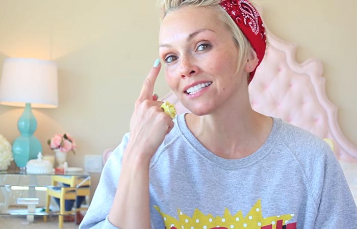 Final look with bleached eyebrows Final look with bleached eyebrows